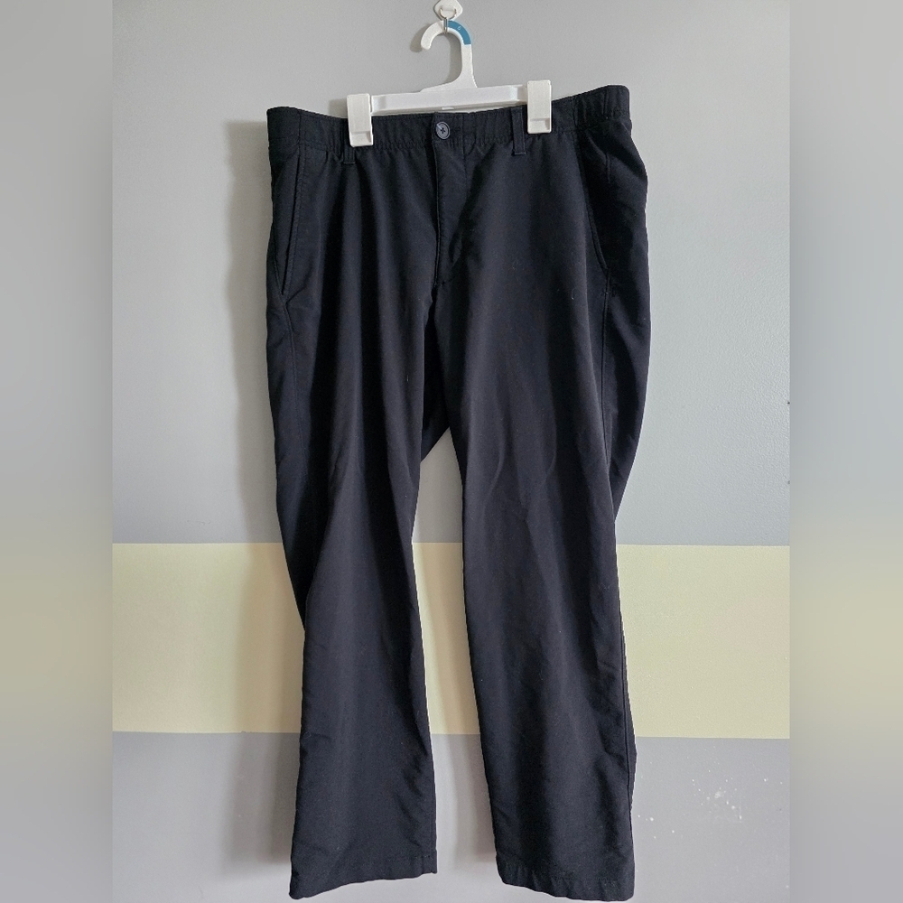 Under Armour Men's Black Performance Chinos 38/30 Athletic